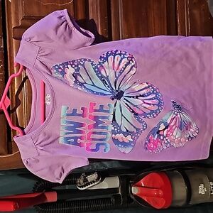 !!. Girls size 6 top